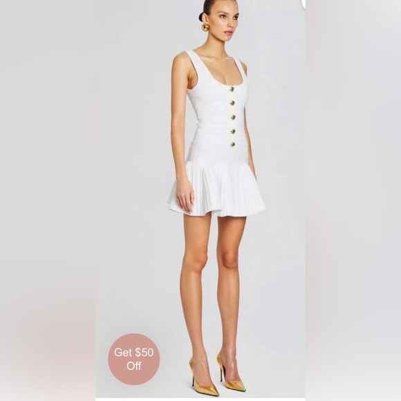 Elegant White Button-Front Dress - Picture 3 of 8